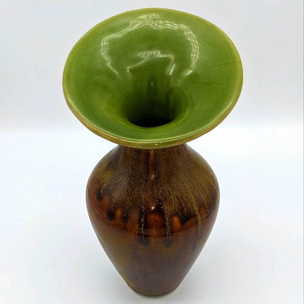 Semi-Glazed Drip Pottery Vase